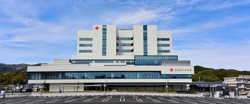 高知赤十字病院　外観の写真